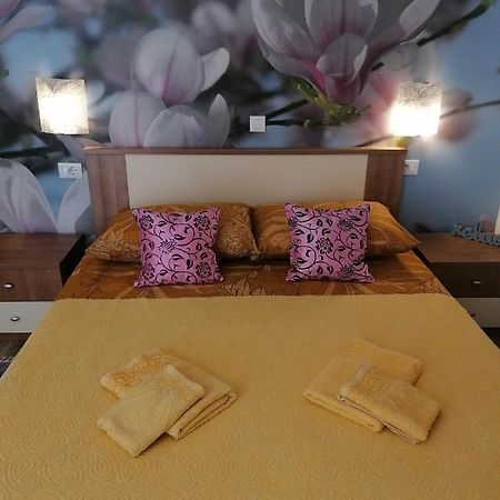 Rooms Katarina Kadumi Kültér fotó