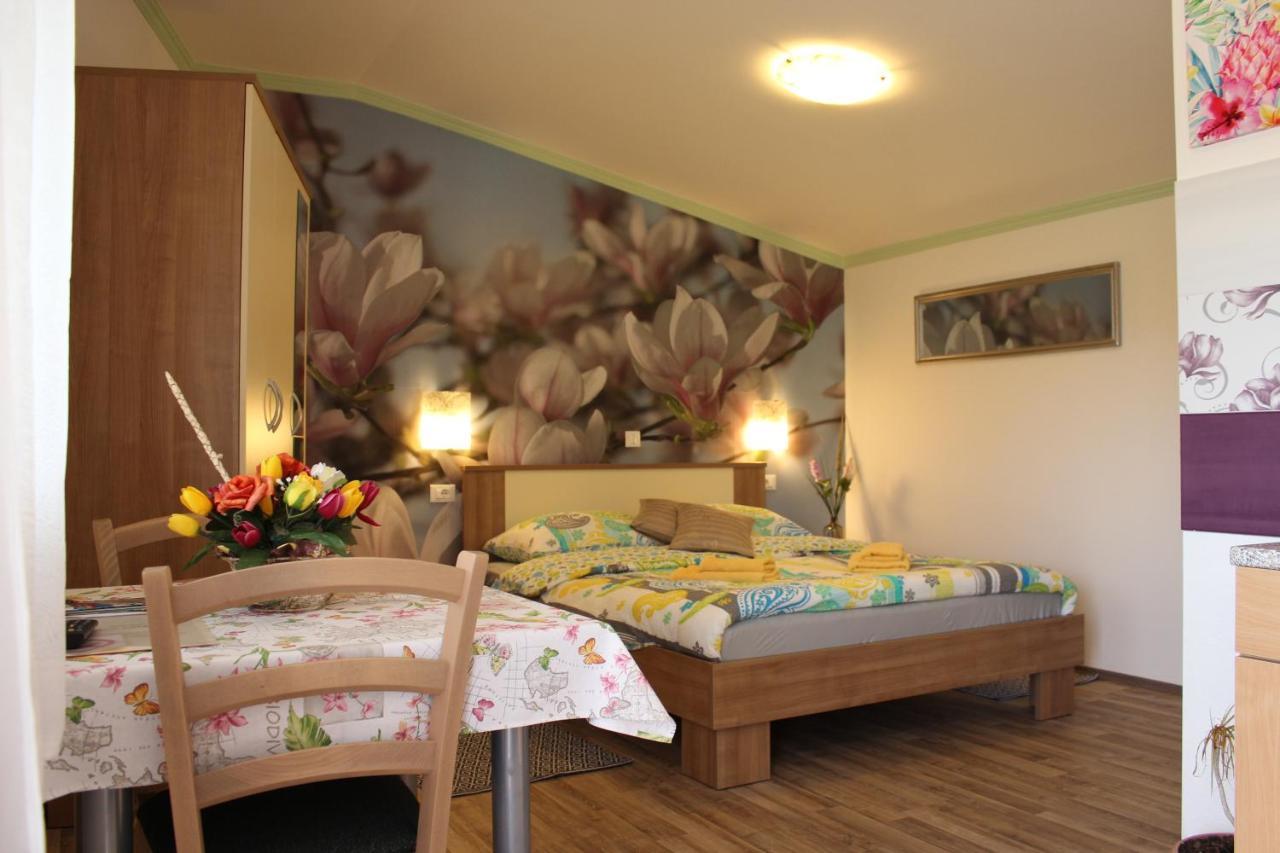 Rooms Katarina Kadumi Kültér fotó